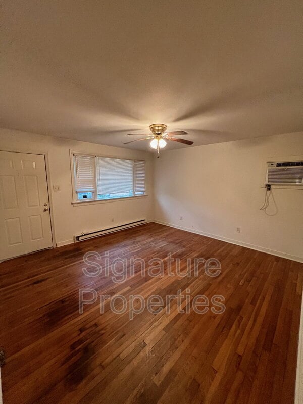 Photo - 208 N Cedar Ave