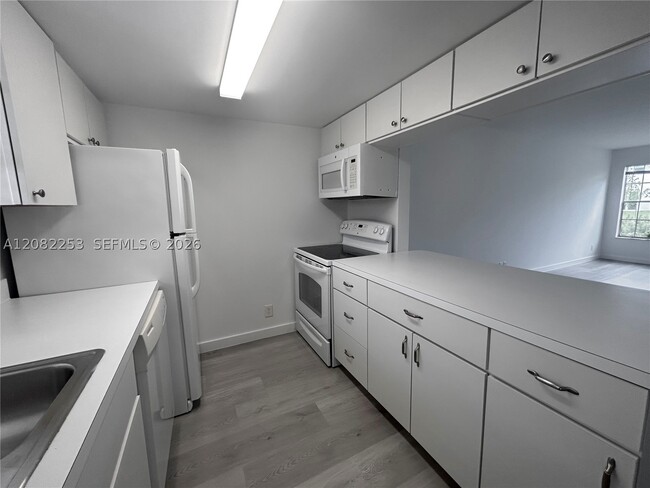 Photo - 6324 La Costa Dr Unit B
