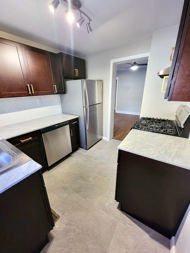 Photo - *** Mt. Washington Two Bedroom Duplex for Rent * Large Yard * Private Patio * Fully Renovated * W...