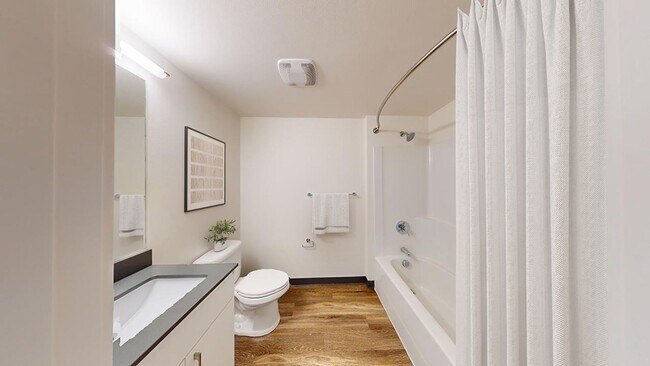 Photo - Seventeen Fifteen