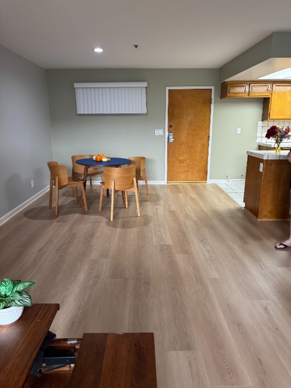 Photo - 12712 Moorpark St Unit 102