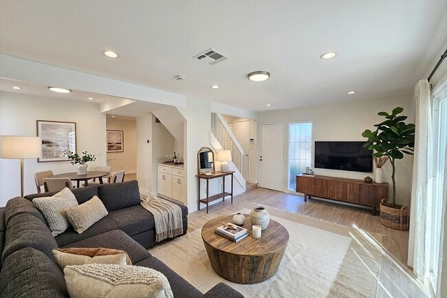 Photo - 126 Casuda Canyon Dr Unit D