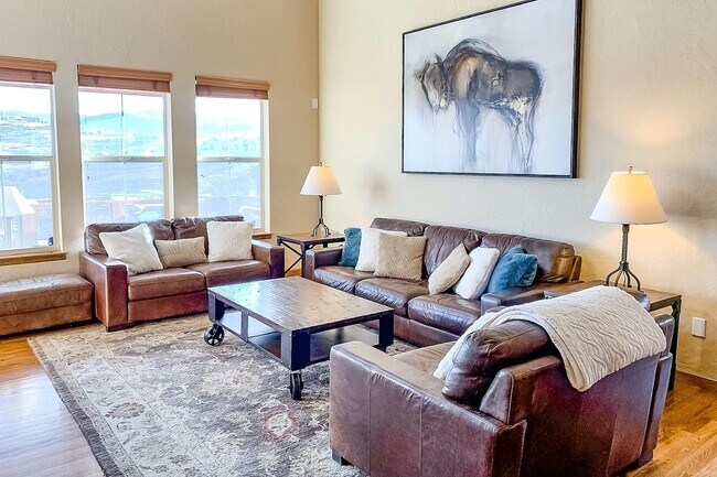 Photo - 120 Fairway Ln