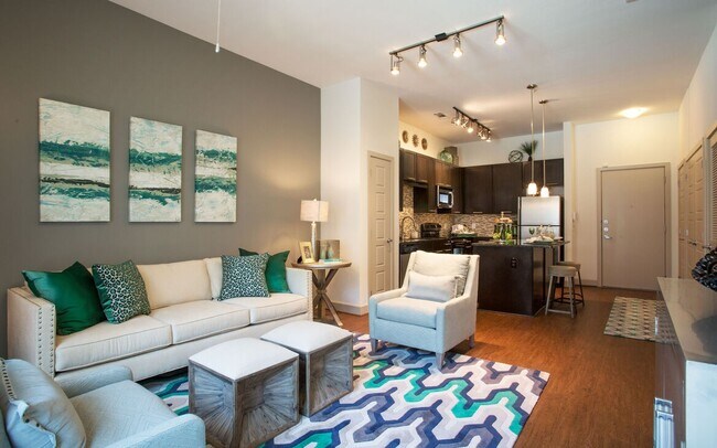 Photo - Boutique Living with Modern Comfort! Unidad LCW
