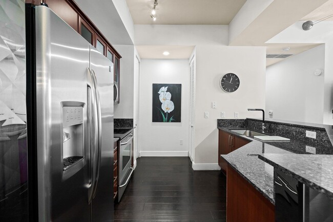 Photo - 403 S Sapodilla Ave Unit 806