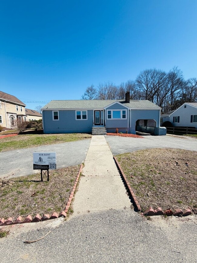 Building Photo - Beautifully Renovated 3-Bedroom Home in Woburn – $3,899.00/mo