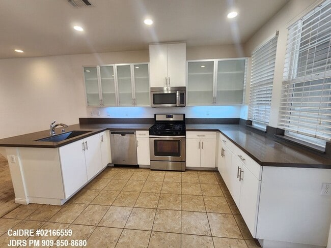 Photo - Azusa 2 bedroom Townhome