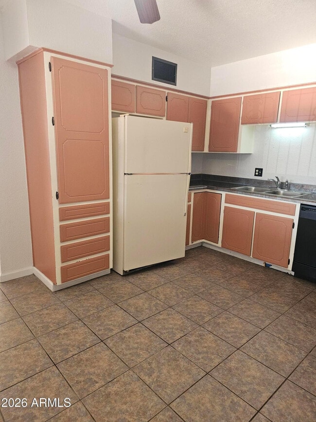 Photo - 4933 Marconi Dr
