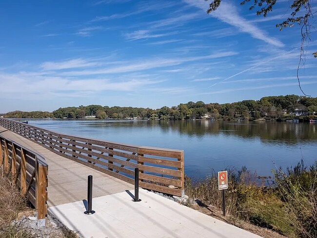 Photo - 205 Gatone Dr