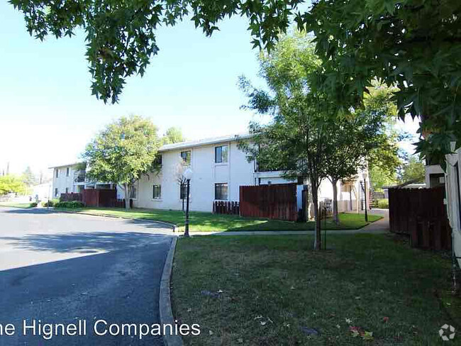 Building Photo - 3435 Santa Rosa Way Rental