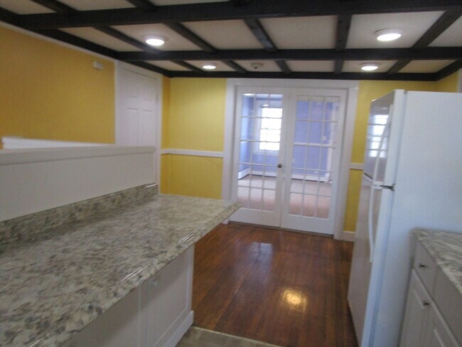 Photo - 216 Irving St Unit 6