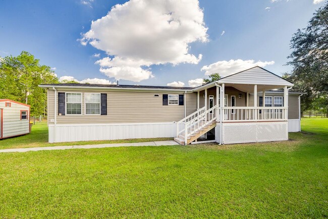 Building Photo - 1055 Low Ground Rd