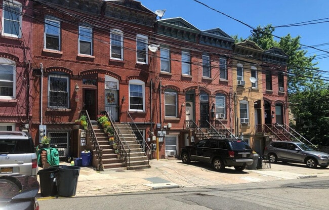 Photo - 92 Prescott St Townhome
