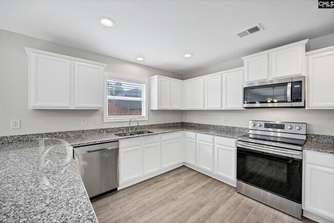 Photo - 682 Cheehaw Ave House