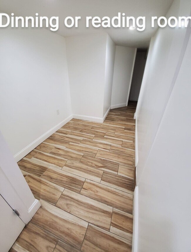 Photo - 1842 Hunt Ave Unit ground floor (sami basement)