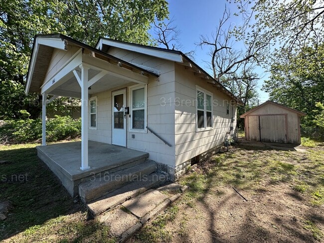 Photo - $795 - 1 bed 1 bath - Single Family Home