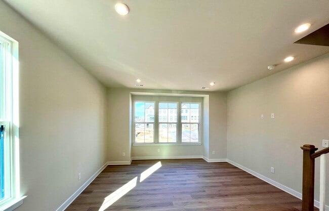 Photo - 8038 Pinot Ln