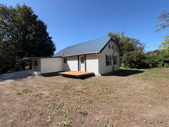 Photo - 20756 Prairie Rd