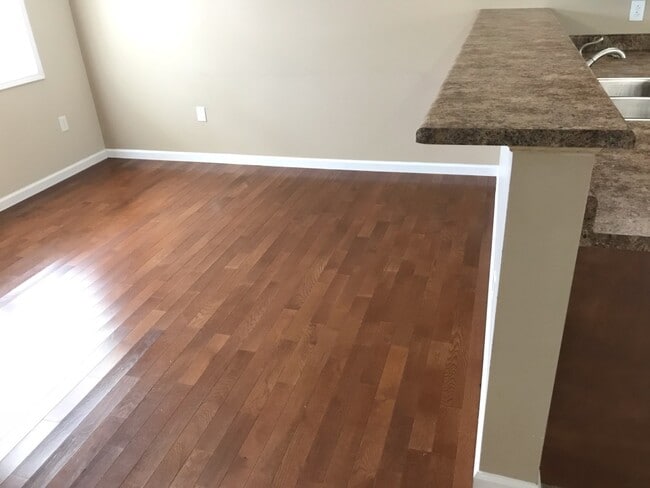 Photo - 1207 E Main St Unidad #2