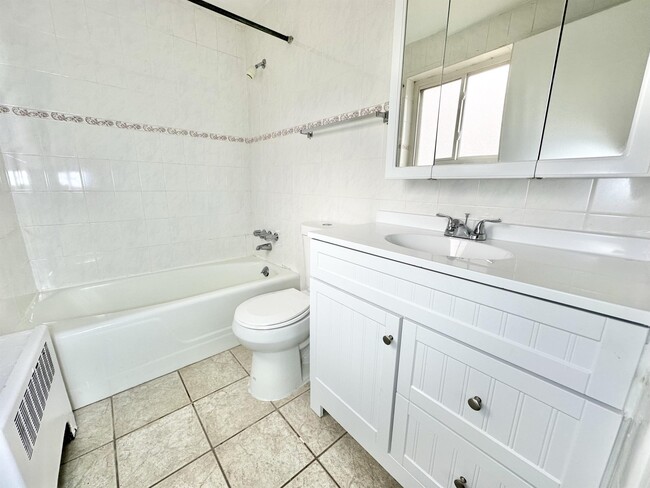 Bathroom - CAMBRIDGE APTS -- 043