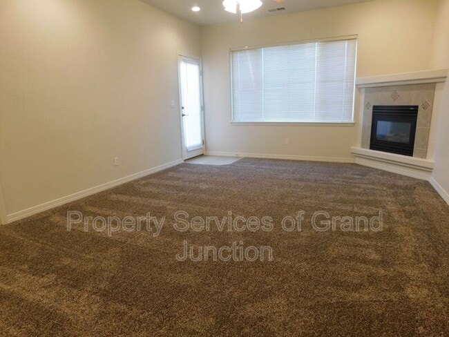 Photo - 566 1/2 Garden Grove Court