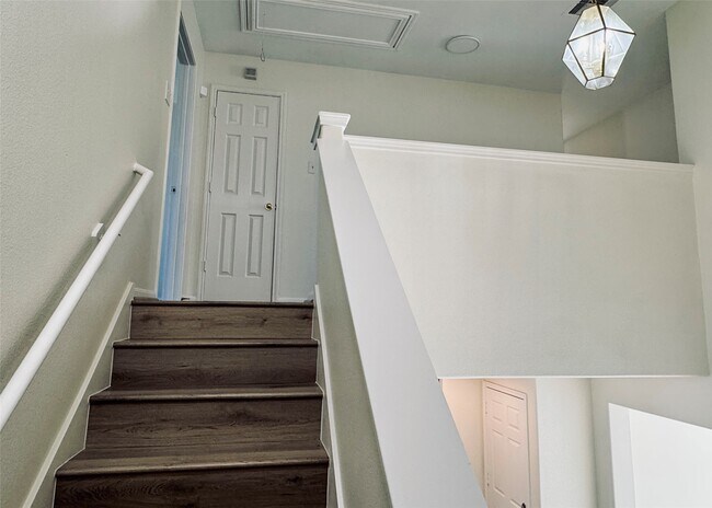 Photo - 5906 Llano Creek Dr