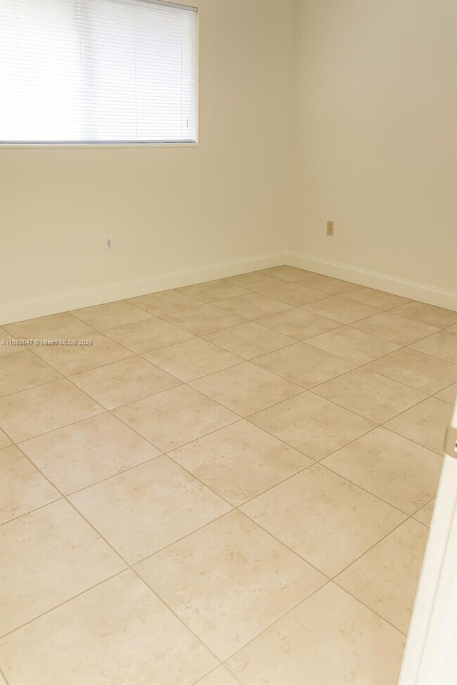 Photo - 8415 SW 107th Ave Unit 204W