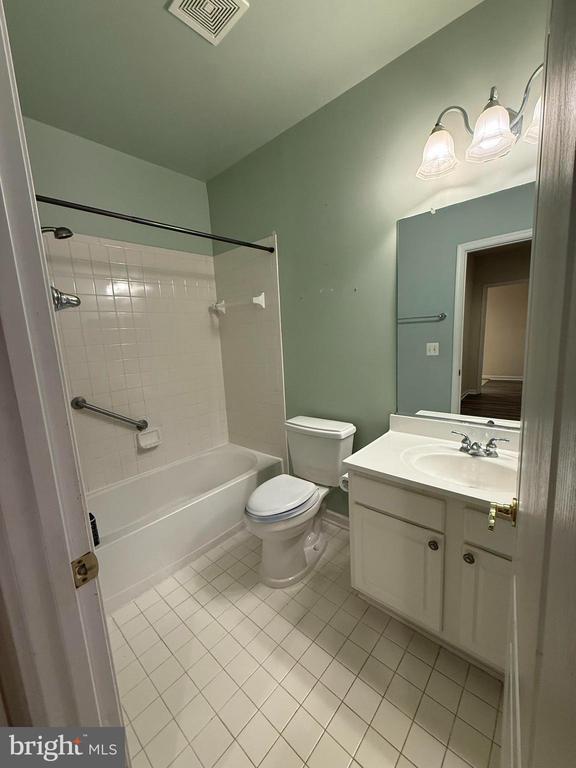 Photo - 10892 Clara Barton Dr