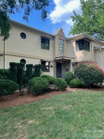 Building Photo - 2441 Vail Ave Unit C4