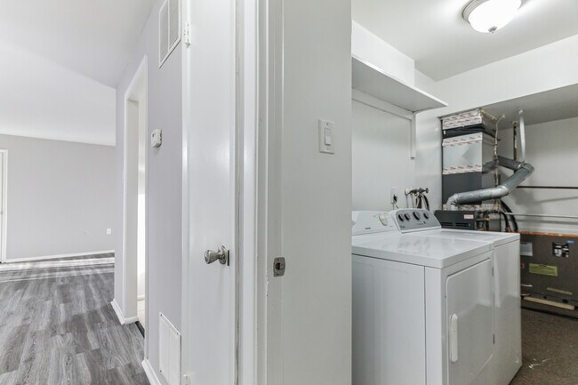 In-Unit Washer & Dryer