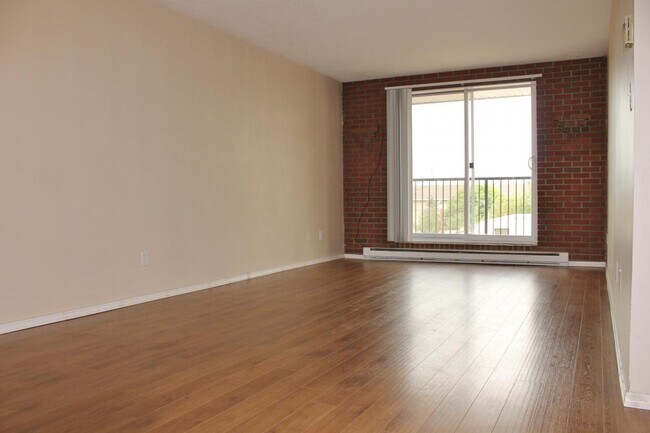 Photo - Unchaga Court