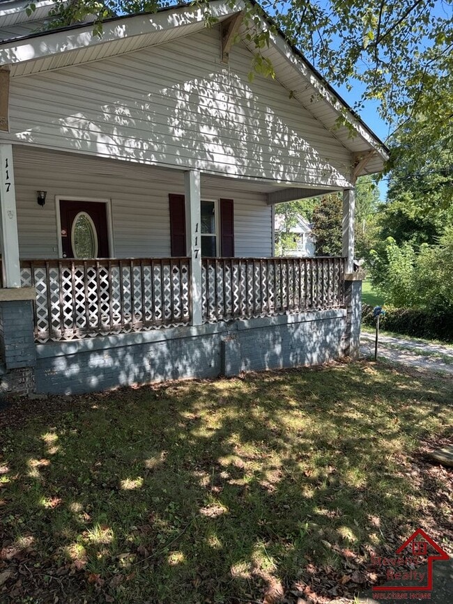 Building Photo - 117 N Main St Rental