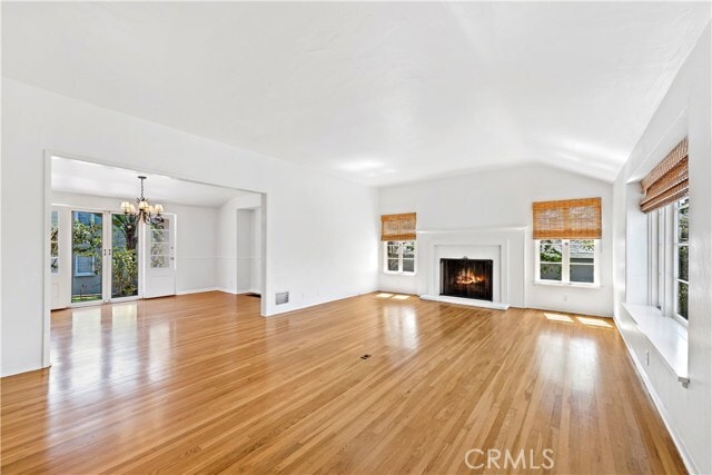 Photo - 333 Locust St