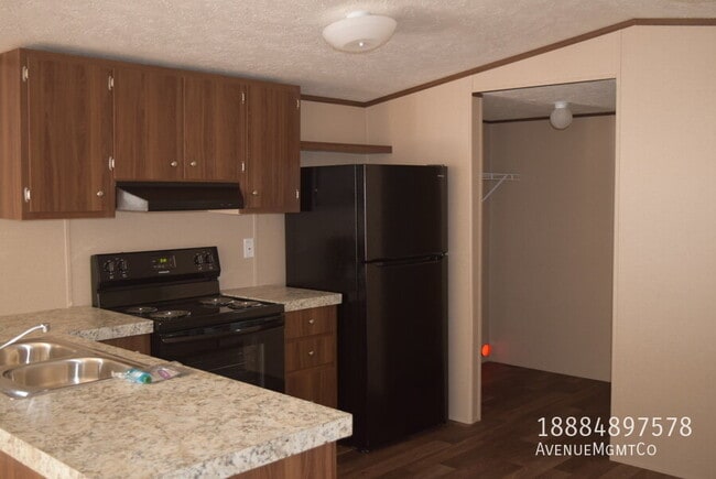 316 Old Tavern Ln