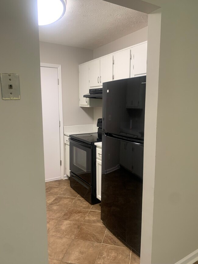 Photo - 7095 Birling Dr