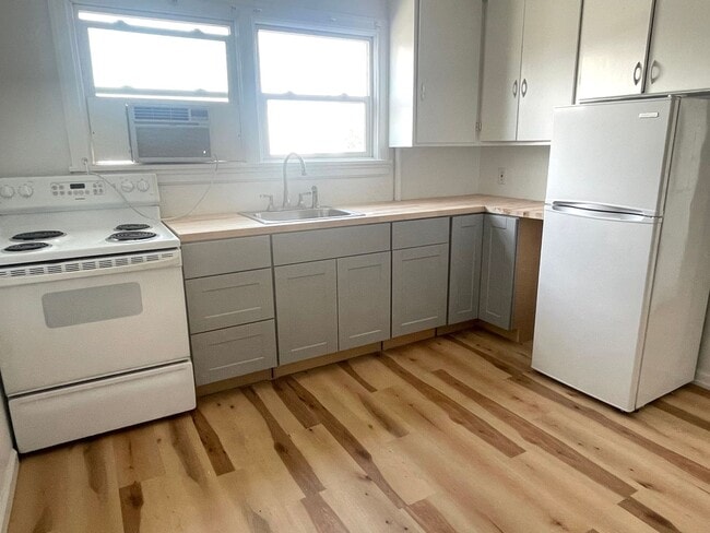 Photo - 115 W 1st Ave Unit 115 W 1st Ave. #2