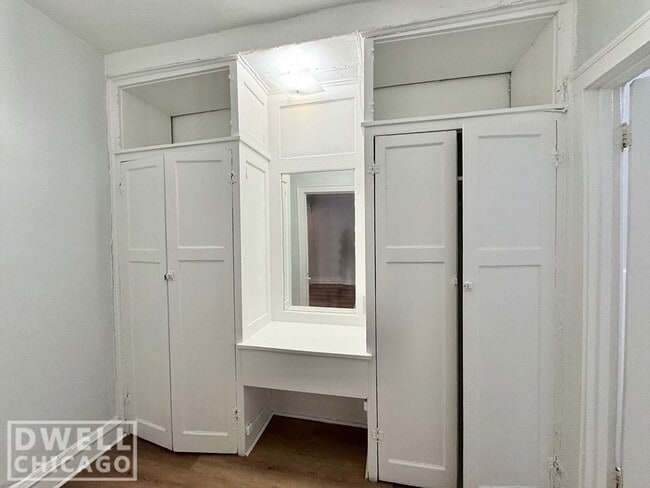 Photo - 2341 N Commonwealth Ave Unit 105