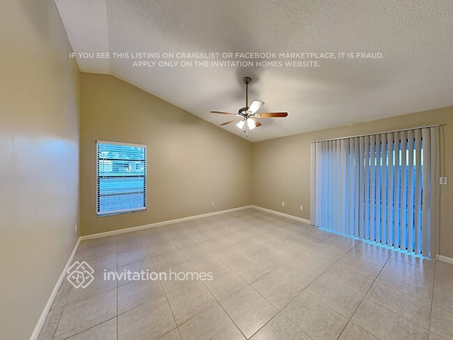 Photo - 954 Finrod Way