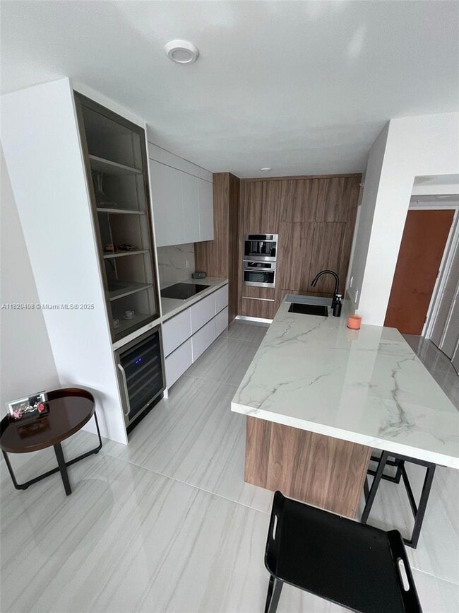 Photo - 31 SE 5th St Condo Unit 3103