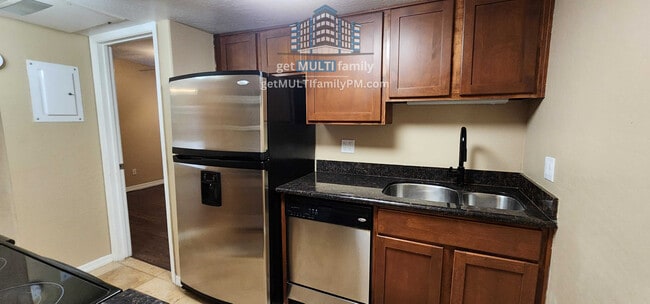 Photo - 3619 E Monterosa St Unidad 105