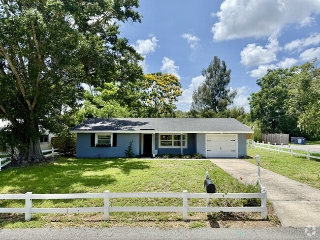 Building Photo - 1815 6th St SE Rental