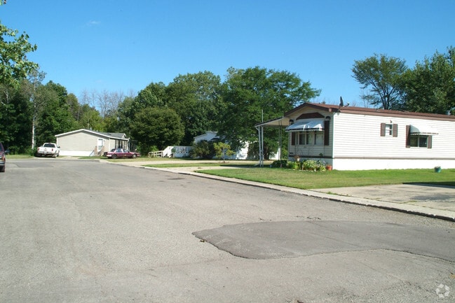 Photo - Parkwood Mobile Home Community