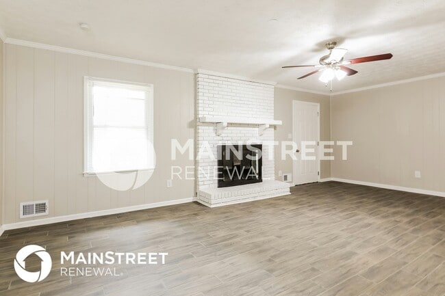 Photo - 6704 Amesbury Ln