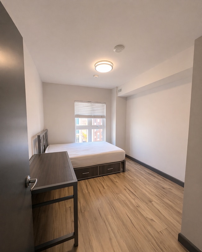 Photo - 258 Sunview St