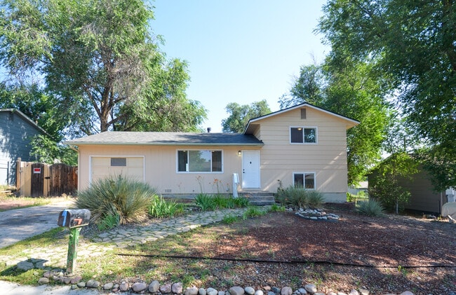 Building Photo - 3618 Purdue St Rental