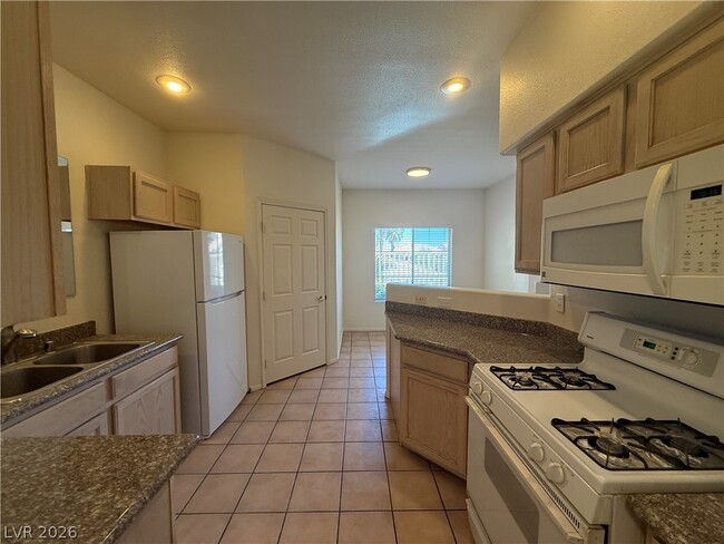 Building Photo - 10108 Benjamin Nicholas Pl Unit 104