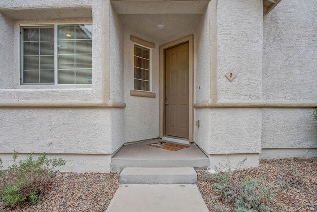 Photo - 27 Hudson Canyon St