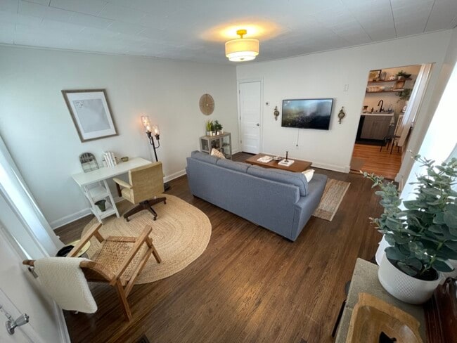 Photo - 1222 Saint Clair Ave