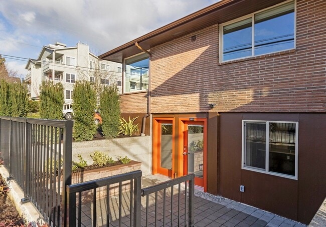 Photo - Brand New 3 Bed w Private Patio! - BRK 5822 Unit 5822