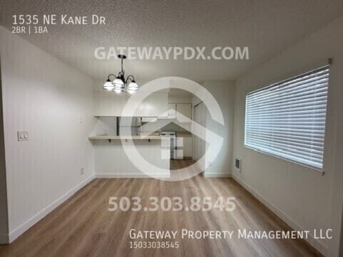 Photo - 1535 NE Kane Dr